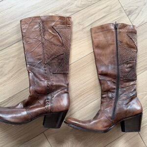 Mark Nason Siren Vero Cuoio Brown Woven Cross Leather Zip Up Heeled Boots Sz 9